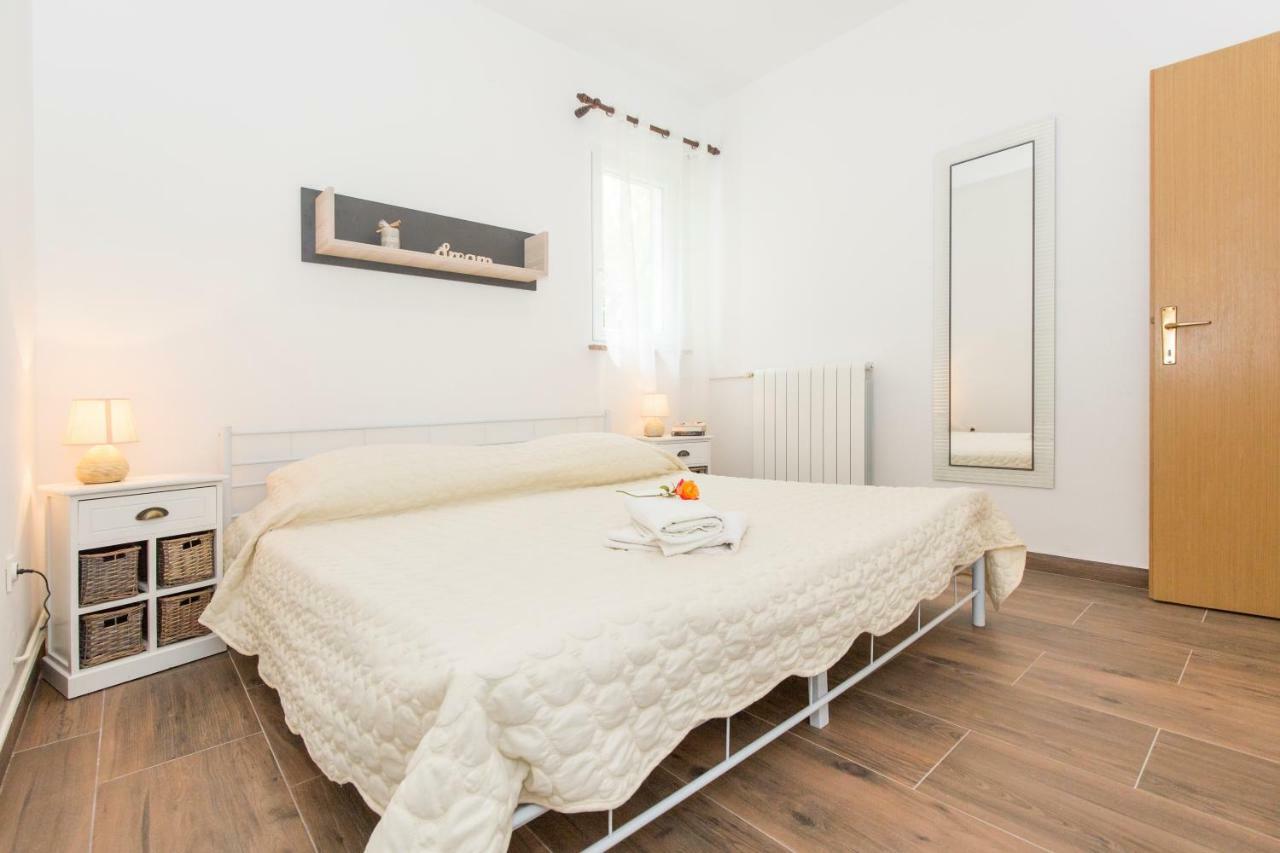 Apartments Cekada Labin  Eksteriør billede
